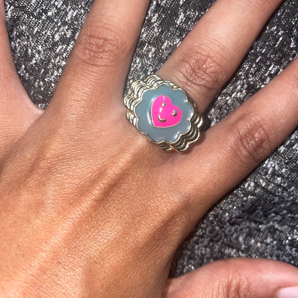 Trippy ring
